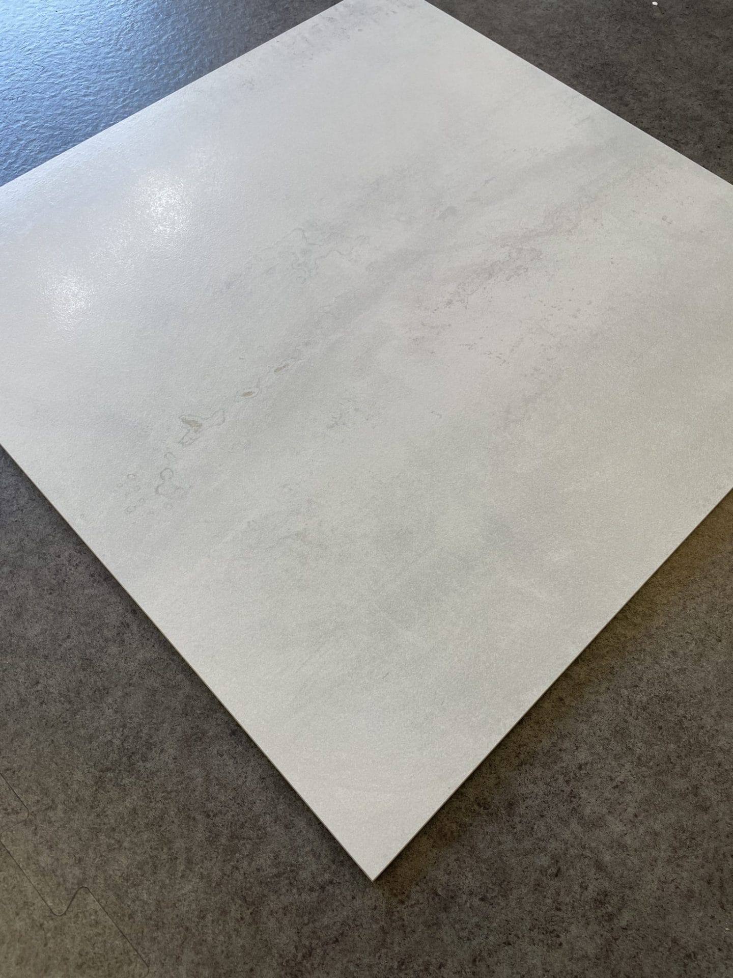 60x60 OXIKER LITHIUM RECTIFIE /m² – Image 4