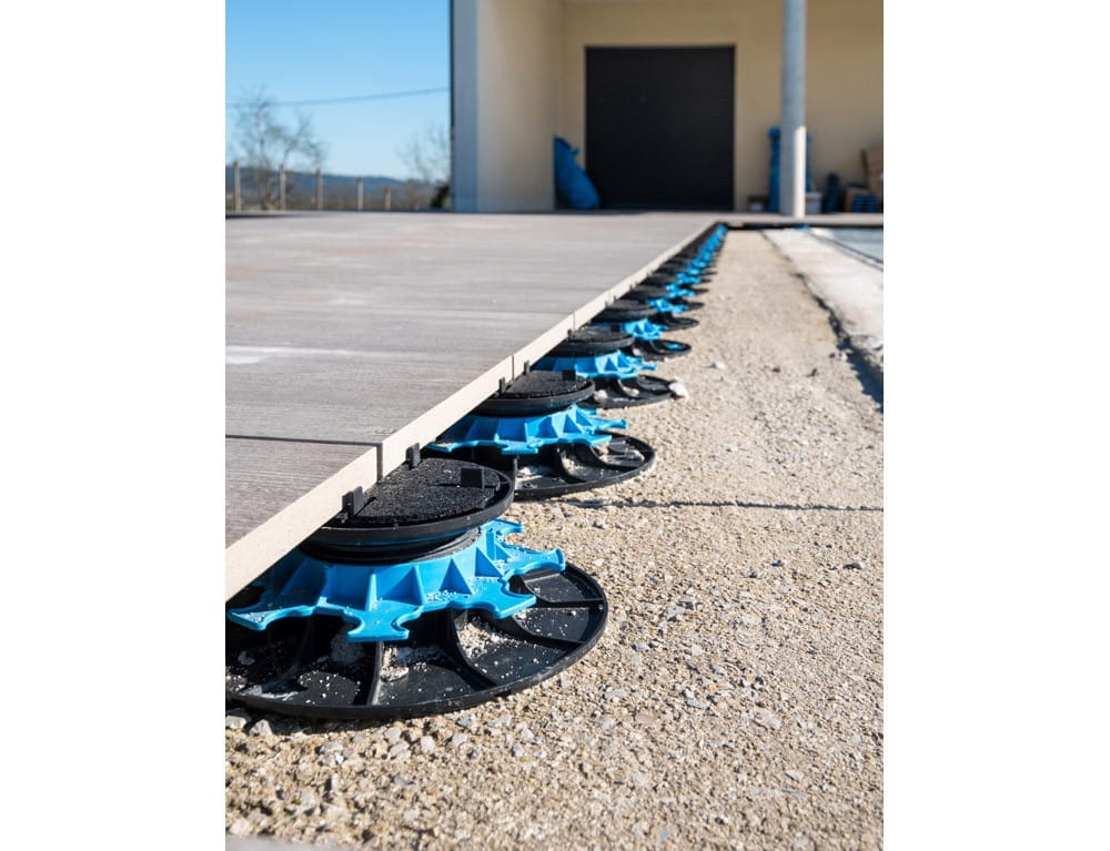 Lot de 119 Plots réglables 40-60 mm pour terrasse dalle JOUPLAST – Image 2